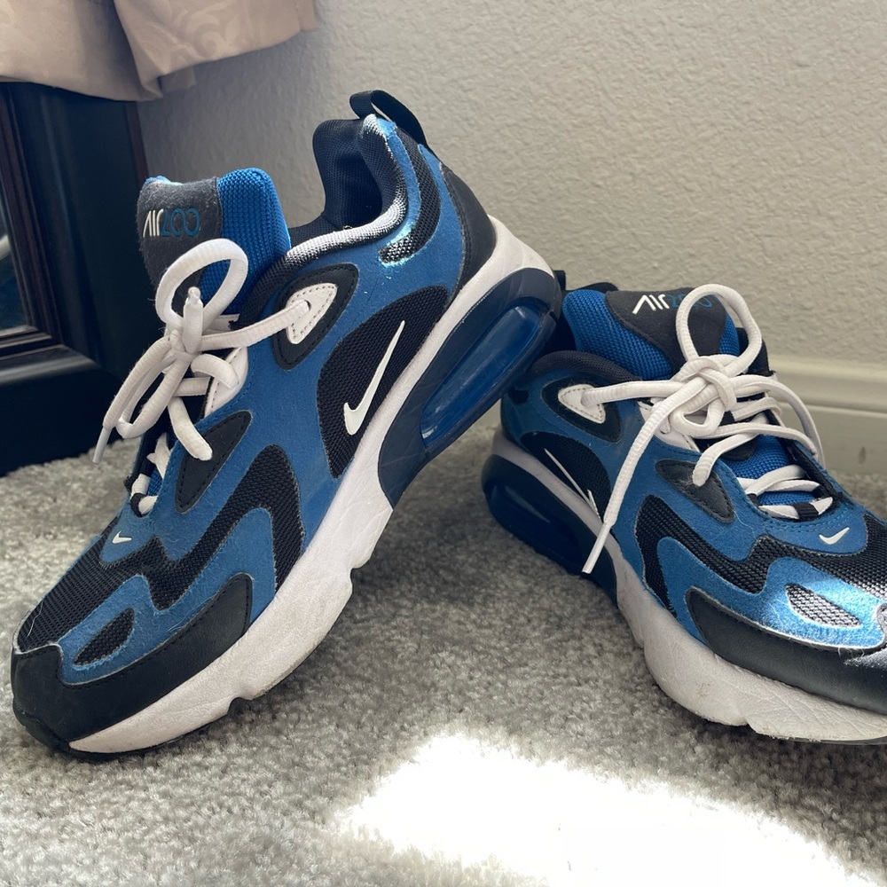 Blue Nike Air Max 200